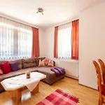 Apartment Comfortable In With Garden Mayrhofen