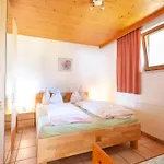 Apartment Comfortable In With Garden