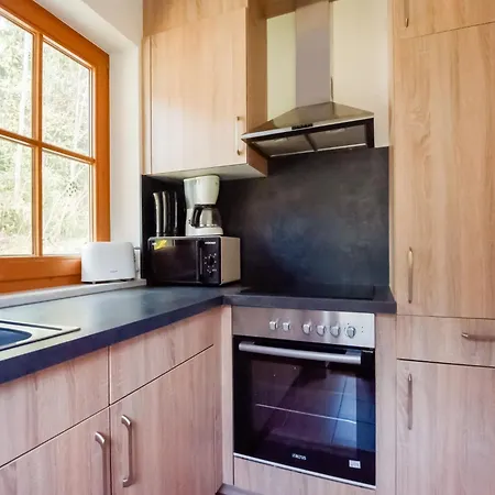 Apartament Comfortable In With Garden Mayrhofen