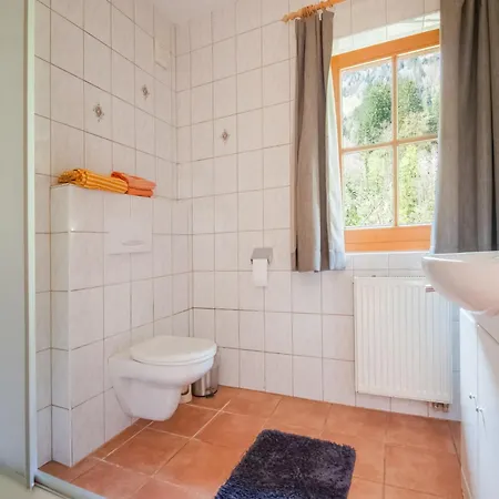 Apartament Comfortable In With Garden Mayrhofen