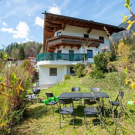 Comfortable In With Garden Appartement Mayrhofen