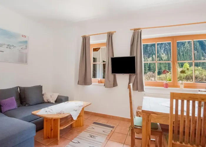 Comfortable In With Garden Mayrhofen