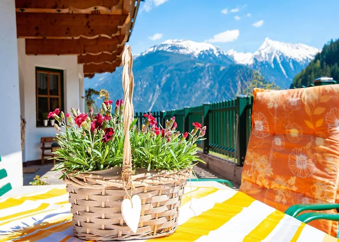 Comfortable In With Garden Mayrhofen