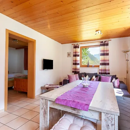 Apartmán Comfortable In With Garden Mayrhofen