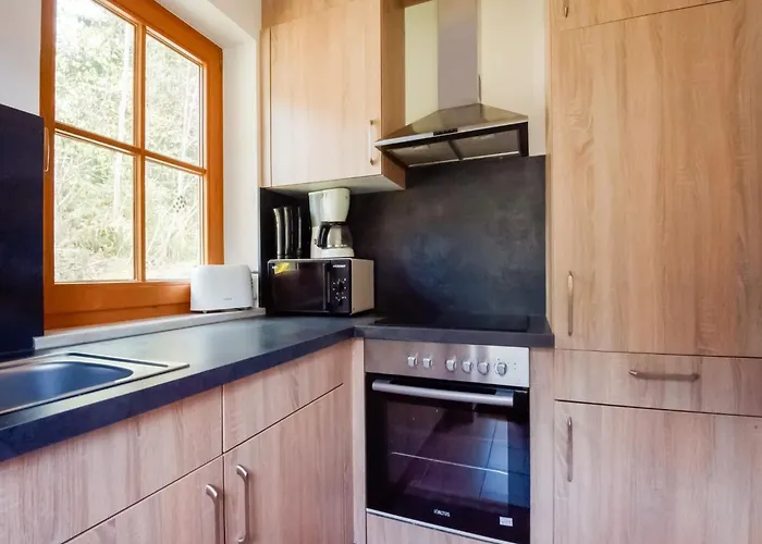 Comfortable In With Garden Apartment *